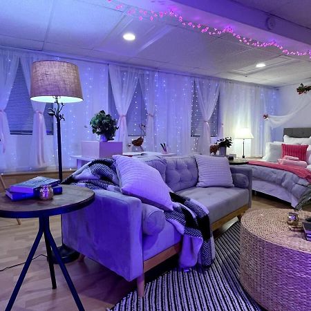 Barbie'S Dream Apt In The City Sacramento Exterior photo