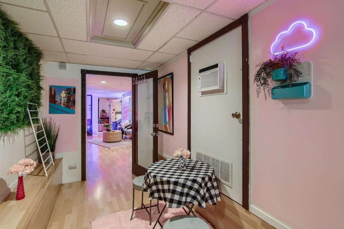Barbie'S Dream Apt In The City Sacramento Exterior photo